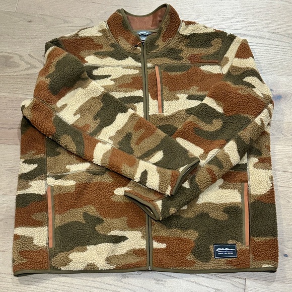 Eddie Bauer Other - Eddie Bauer Men's Chilali Faux Shearling Full-Zip Mock Neck - Camo
